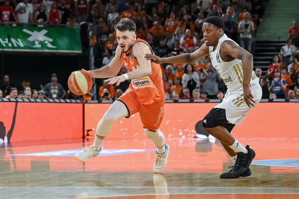 仅激励了无 仅激励了无